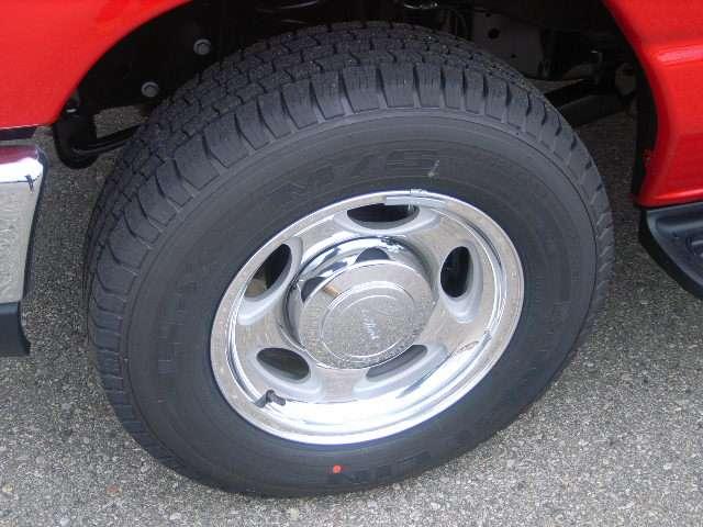 Ford Econoline Wagon 2011 photo 1