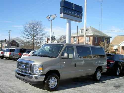 Ford Econoline Wagon GT Deluxe Bullitt Other