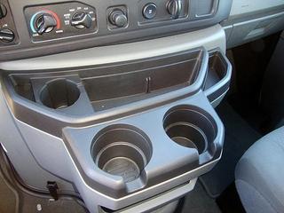 Ford Econoline Wagon 2011 photo 5