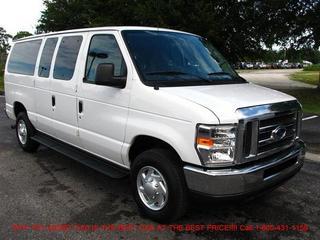 Ford Econoline Wagon 2011 photo 4