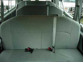 Ford Econoline Wagon 2011 photo 5