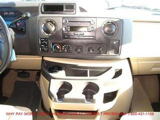 Ford Econoline Wagon 2011 photo 1