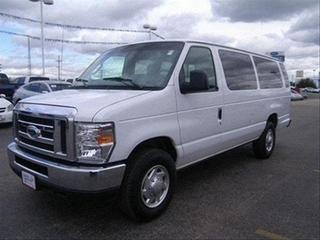 Ford Econoline Wagon 2011 photo 5
