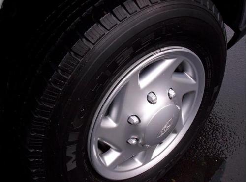 Ford Econoline Wagon 2011 photo 4