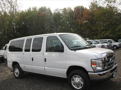 Ford Econoline Wagon GT Deluxe Bullitt Other