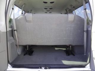 Ford Econoline Wagon 2011 photo 1