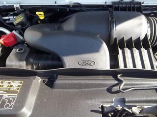 Ford Econoline Wagon 2011 photo 2