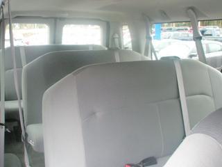Ford Econoline Wagon 2011 photo 5