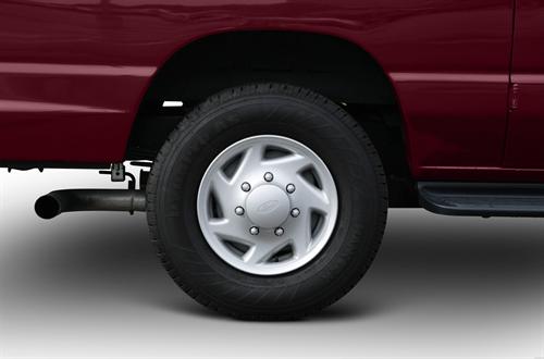 Ford Econoline Wagon 2011 photo 5