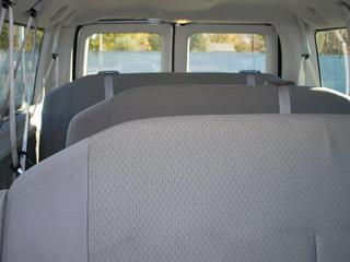 Ford Econoline Wagon 2011 photo 3