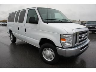 Ford Econoline Wagon 2011 photo 5