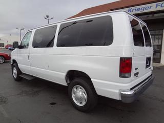 Ford Econoline Wagon 2011 photo 5