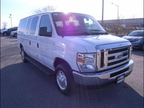 Ford Econoline Wagon GT Deluxe Bullitt Other