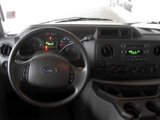 Ford Econoline Wagon 2011 photo 1