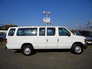 Ford Econoline Wagon 2011 photo 4
