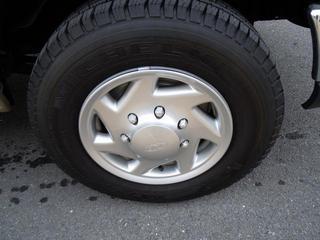 Ford Econoline Wagon 2011 photo 4