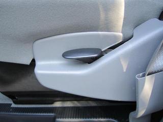 Ford Econoline Wagon 2011 photo 2