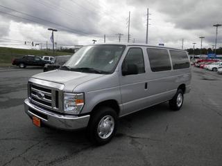 Ford Econoline Wagon 2011 photo 4
