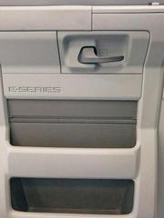 Ford Econoline Wagon 2011 photo 3