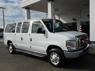 Ford Econoline Wagon 2011 photo 5