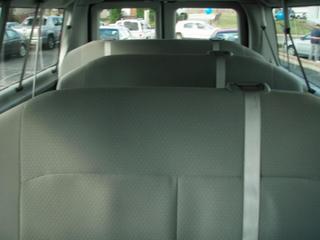 Ford Econoline Wagon 2011 photo 2