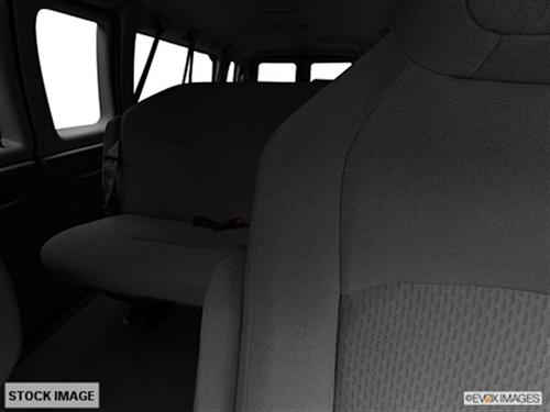 Ford Econoline Wagon 2011 photo 4