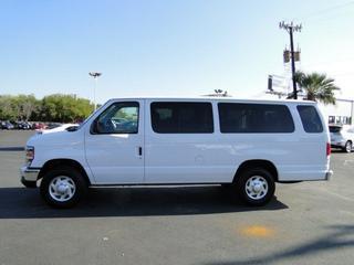 Ford Econoline Wagon 2011 photo 5
