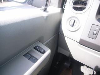 Ford Econoline Wagon 2011 photo 1