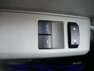 Ford Econoline Wagon 2011 photo 3