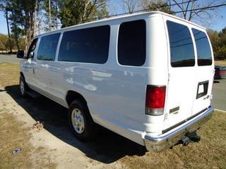 Ford Econoline Wagon 2011 photo 1