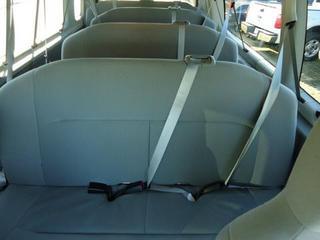 Ford Econoline Wagon 2011 photo 5