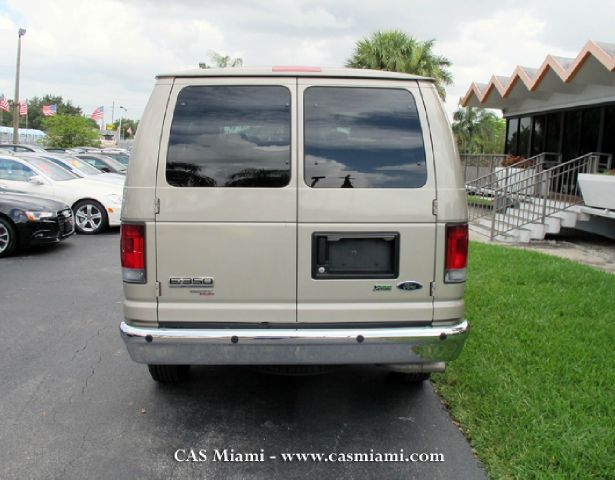 Ford Econoline Wagon Navigation W/premium Pk.plus Passenger Van