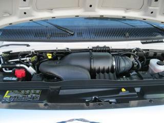 Ford Econoline Wagon 2011 photo 1