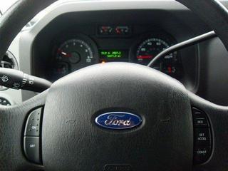 Ford Econoline Wagon 2011 photo 1