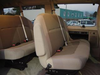 Ford Econoline Wagon 2011 photo 5