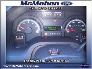 Ford Econoline Wagon 2011 photo 4