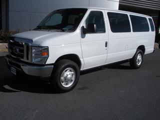 Ford Econoline Wagon 2011 photo 4