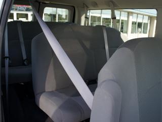 Ford Econoline Wagon 2011 photo 5