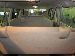 Ford Econoline Wagon 2011 photo 3