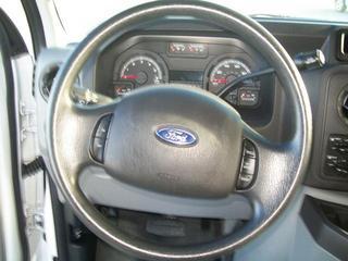 Ford Econoline Wagon 2011 photo 1