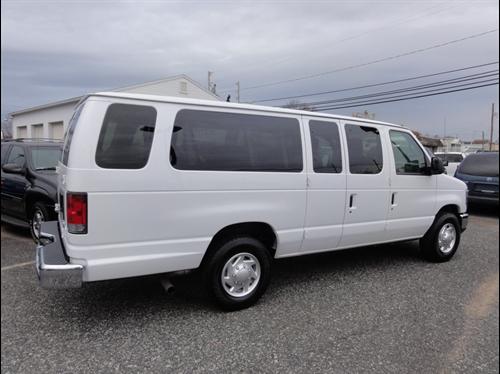 Ford Econoline Wagon GT Deluxe Bullitt Other