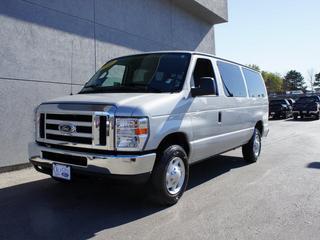 Ford Econoline Wagon 2011 photo 4