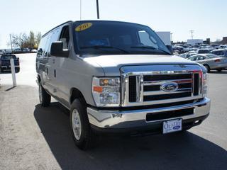 Ford Econoline Wagon 2011 photo 5
