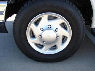 Ford Econoline Wagon 2011 photo 4