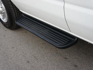 Ford Econoline Wagon 2011 photo 3