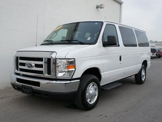 Ford Econoline Wagon 2011 photo 4