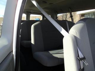 Ford Econoline Wagon 2011 photo 3