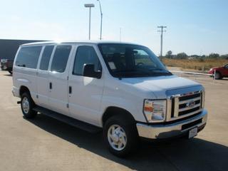 Ford Econoline Wagon 2011 photo 5