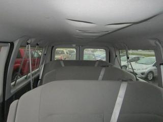 Ford Econoline Wagon 2011 photo 5