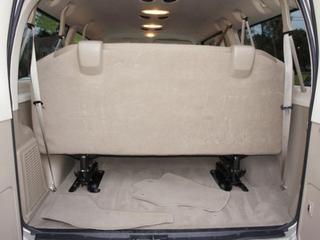 Ford Econoline Wagon 2011 photo 4